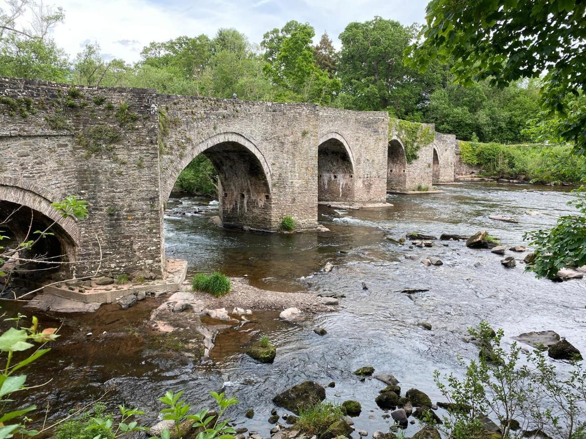 Вилла Pant Llwyd Farm Llangynidr Экстерьер фото